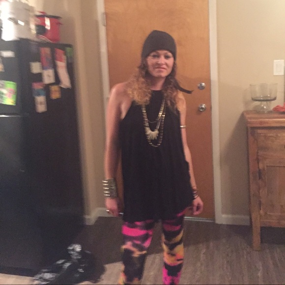 Meet your Posher, Stefani - Picture 4 of 4