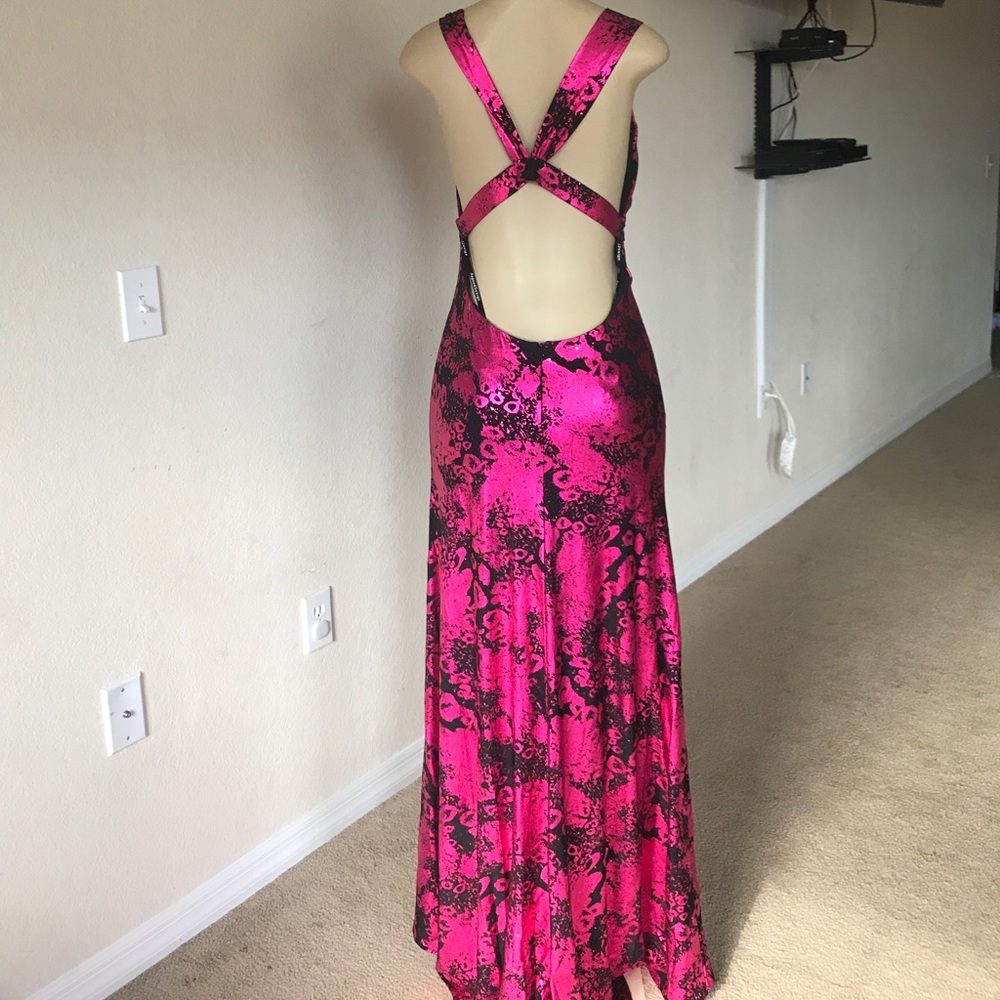 Black and Pink Long Dress - Picture 4 of 4