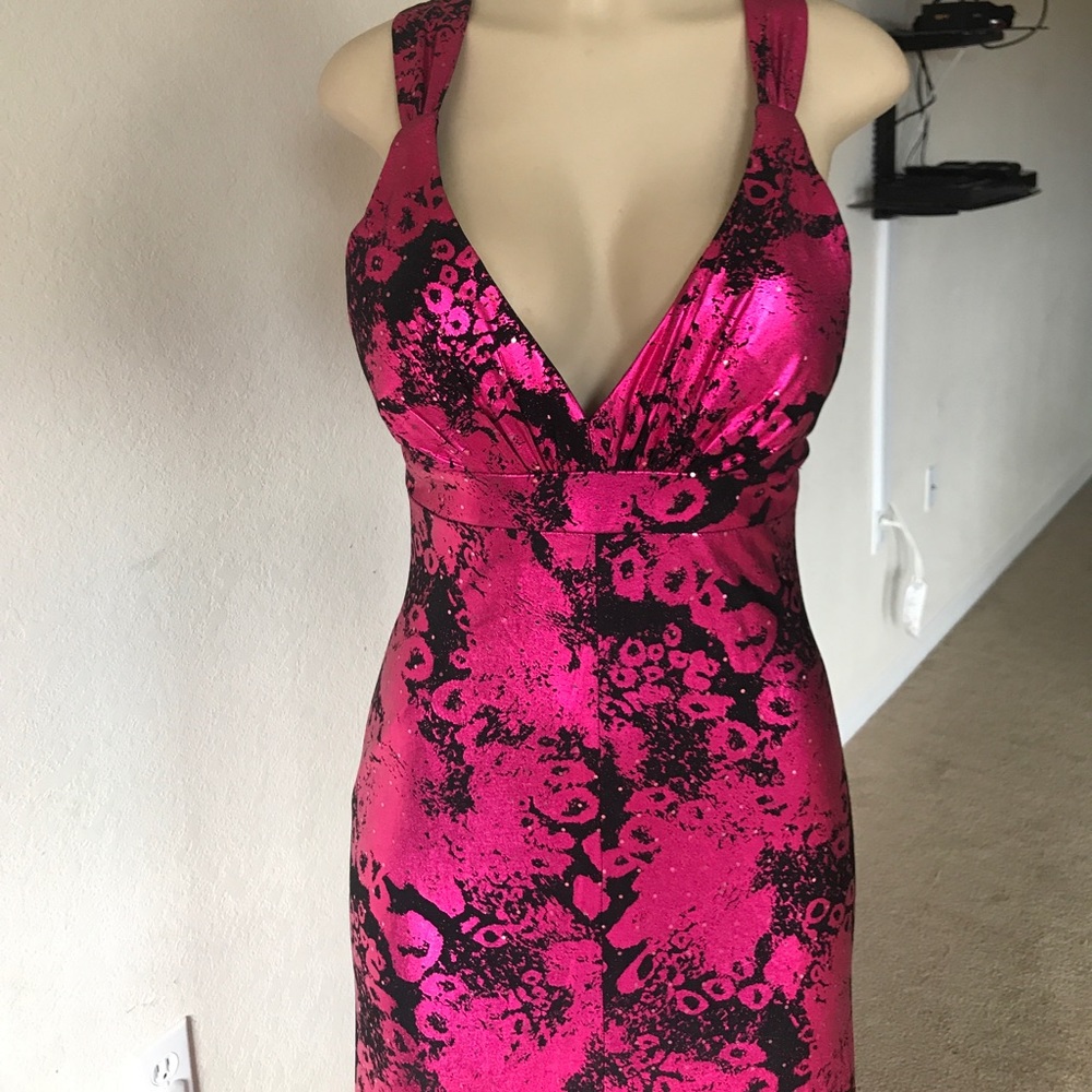 Black and Pink Long Dress - Picture 2 of 4