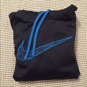 Nike dri fit pullover