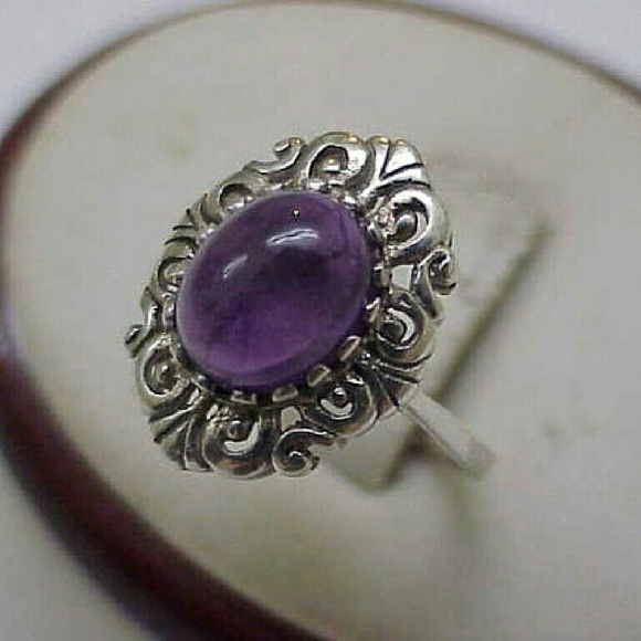 Estate sterling silver genuine amethyst ring - Picture 1 of 4