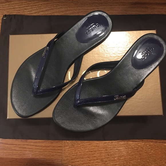 New Gucci Flip Flops (FINAL PRICE)