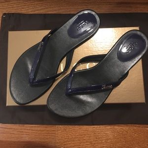 New Gucci Flip Flops (FINAL PRICE)