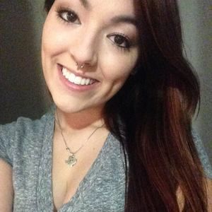 Meet your Posher, Avery