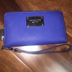 Michael Kors Wristlet