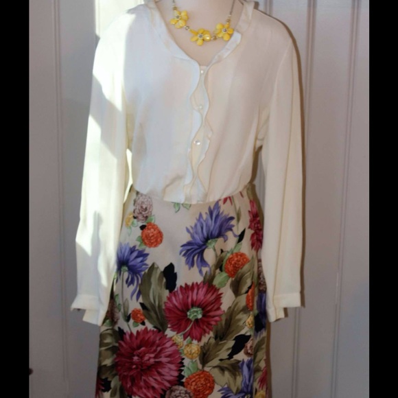 Floral, Pencil skirt.