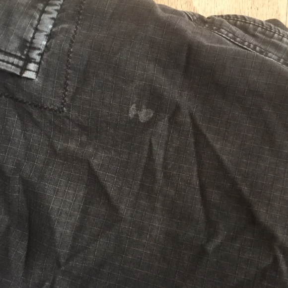 tommy bahama shorts - Picture 2 of 3