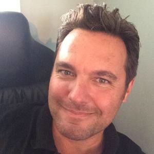 Meet your Posher, Cliff