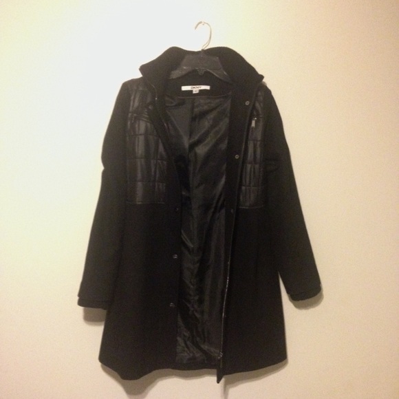 🔥 NWOT DKNY Coat