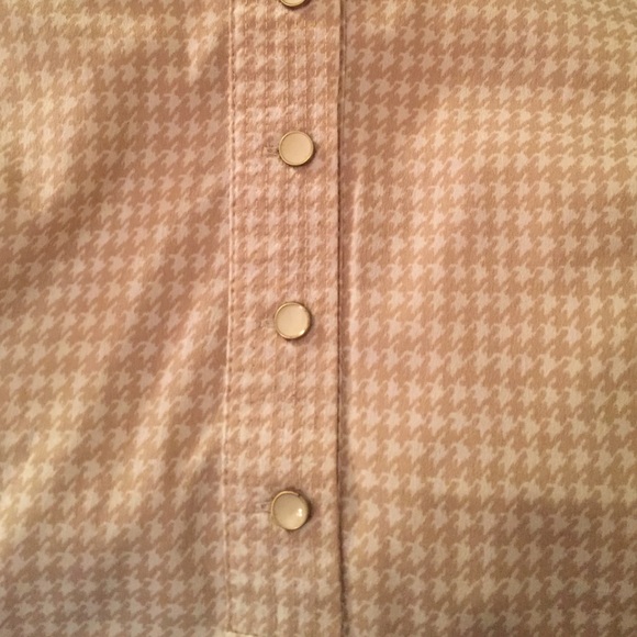 Banana Republic 3/4 button blouse - Picture 3 of 4