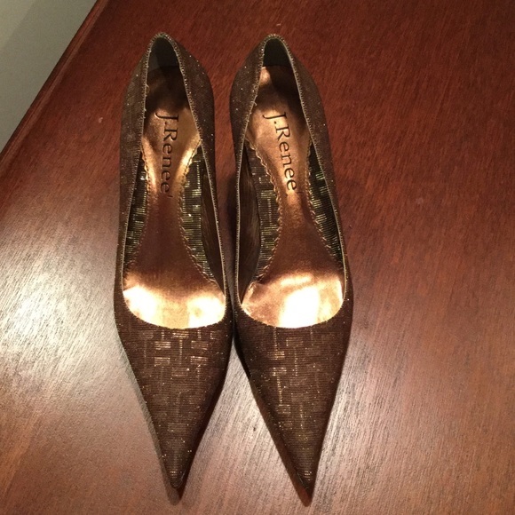 Gold Pointed Heels - Picture 2 of 4