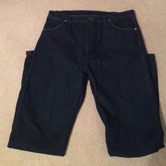 NWOT - Men's Wranglers