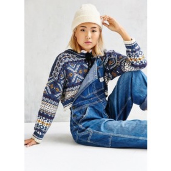 Blue BDG Cropped Anna Sweater Size M