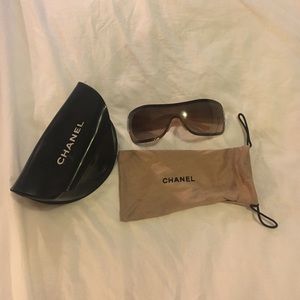 Chanel quilted pink sunglasses