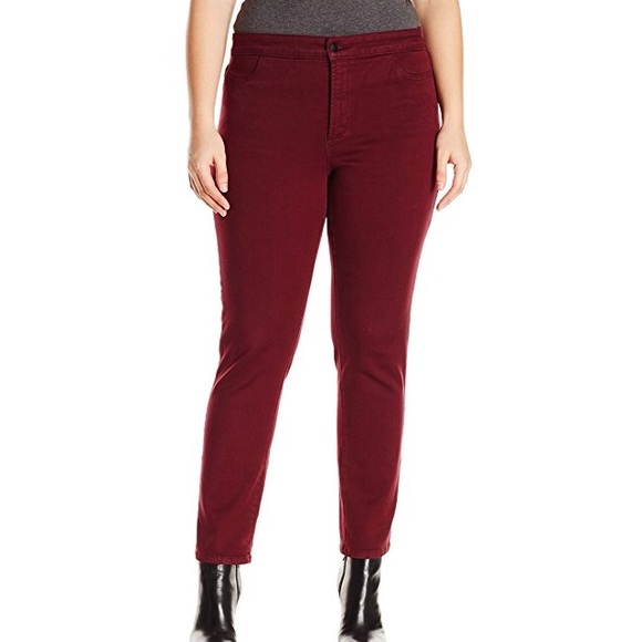Maroon NYDJ legging skinny jeans size 18