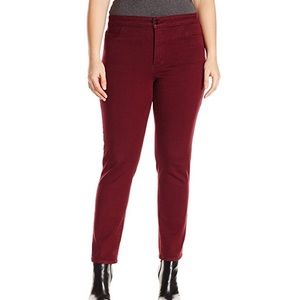 Maroon NYDJ legging skinny jeans size 18