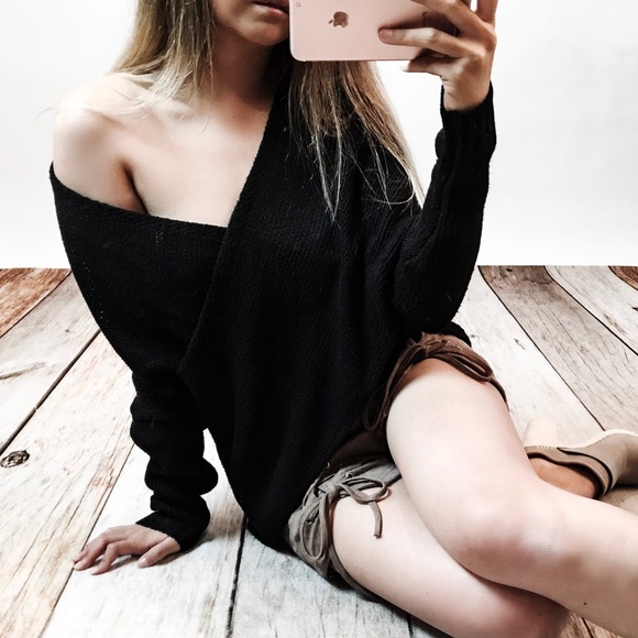 Crossover Surplice Long Sleeve Sweater - Picture 4 of 5