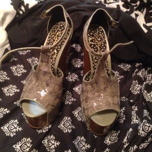 Platform heels