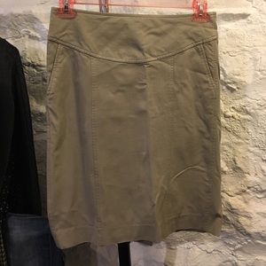 Banana Republic pencil skirt with pockets