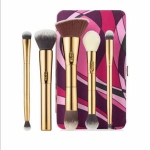 Tarte brush set!
