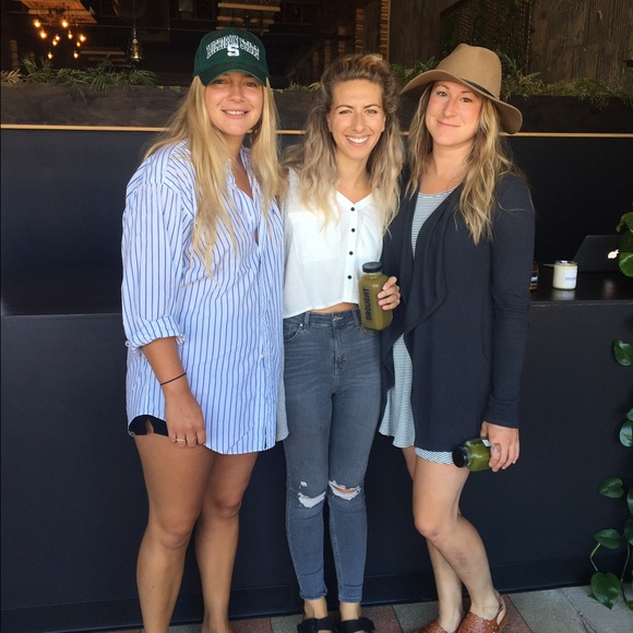 Meet your Posher, Mel - Picture 3 of 4