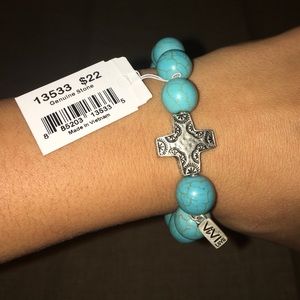 Turquoise stone bracelet