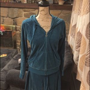 New york & Company sweat suit