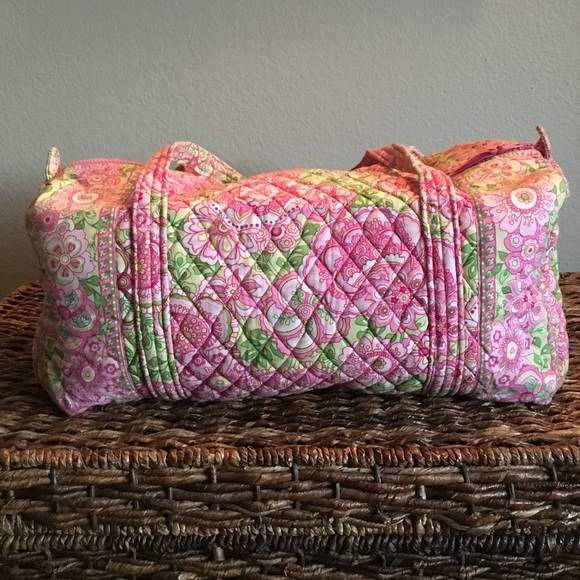 Vera Bradley small duffel bag