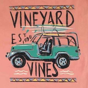 Vineyard Vines T shirt jeep