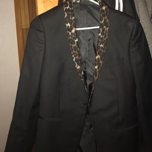 Leopard blazer