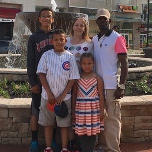 Meet your Posher, Claire