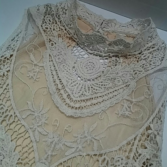Lovely Day Peaches and Cream Top