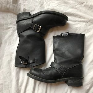 FRYE Engineer Short Boot Black Size 8