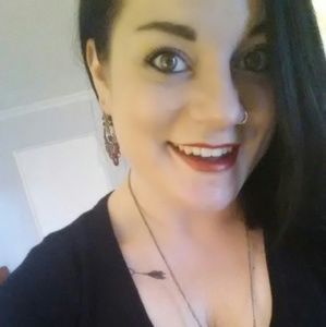 Meet your Posher, Brittney