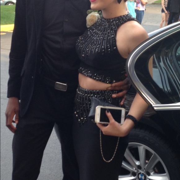 Beautiful Black Prom Dress - Picture 2 of 4