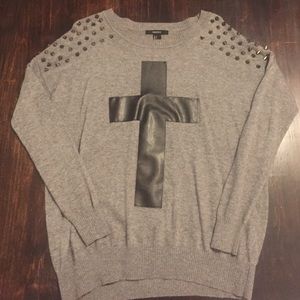 Forever 21 women's gray sweater - size small