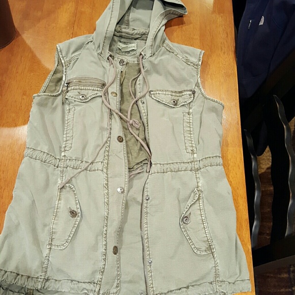 Army green utility vest