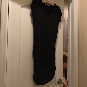 Athleta ruched T-shirt V-neck dress