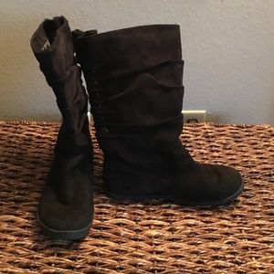 Roxy boots