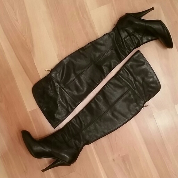 BCBGMAXAZRIA over-the-knee black leather boots