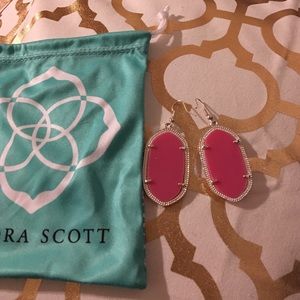 Danielle shaped Pink/silver earrings. 🚫Authentic.