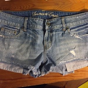 American Eagle jean shorts with striped pockets