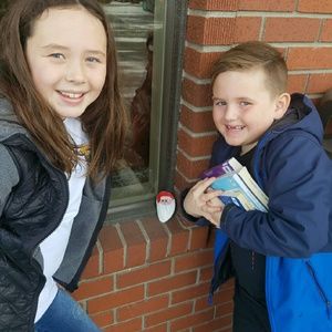 Meet your Posher, Courtney