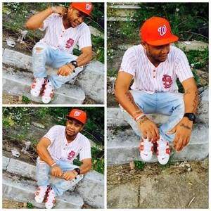 Meet your Posher, Dominic