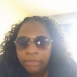 Meet your Posher, Jacqueline