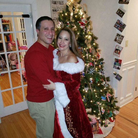 Meet your Posher, Jennifer - Picture 1 of 1