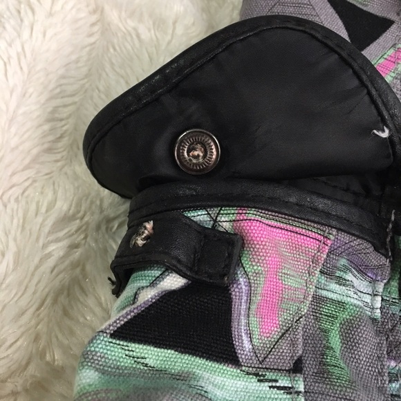 Geometric Backpack - Picture 2 of 3