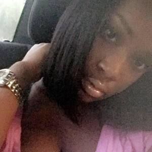 Meet your Posher, Ariel