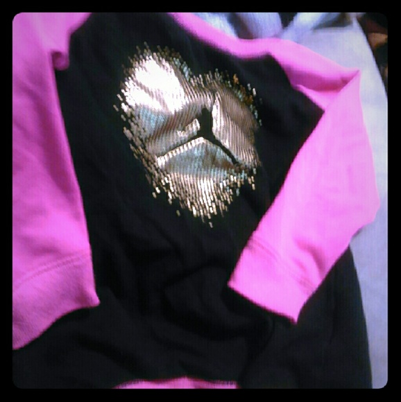 Girls medium jordan sweatshirt worn once .