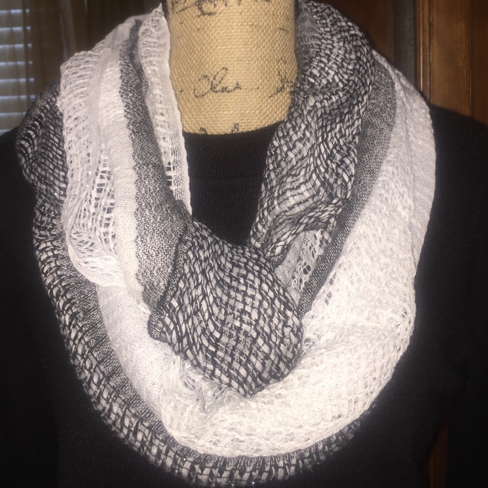 Sale 50% off bundle 4 or more items ❗️❗️❗️